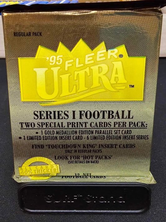 Vintage Sealed 1995 Fleer Ultra Series I Pack NFL Football